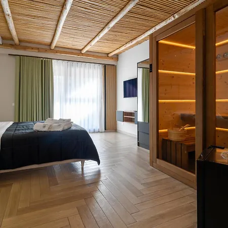 Shah Rooms&relax Vendégház 4*