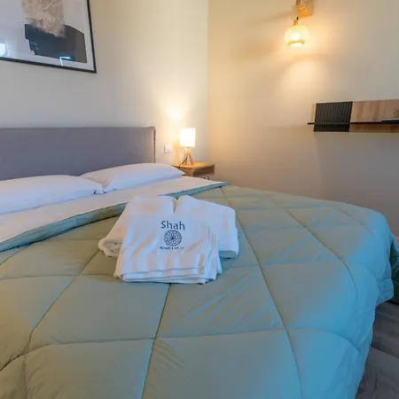 Shah Rooms&relax Konukevi 4*