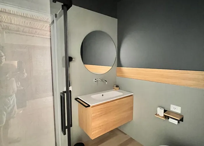 Shah Rooms&relax Taranto