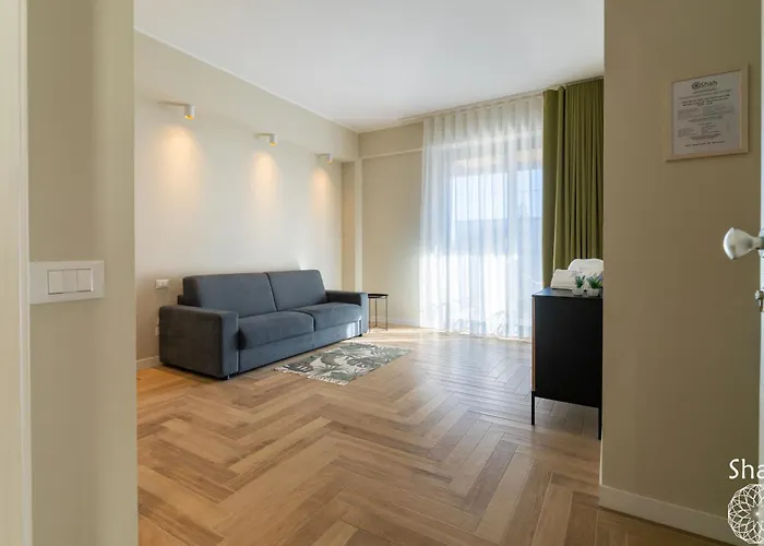 Shah Rooms&relax 4* Taranto